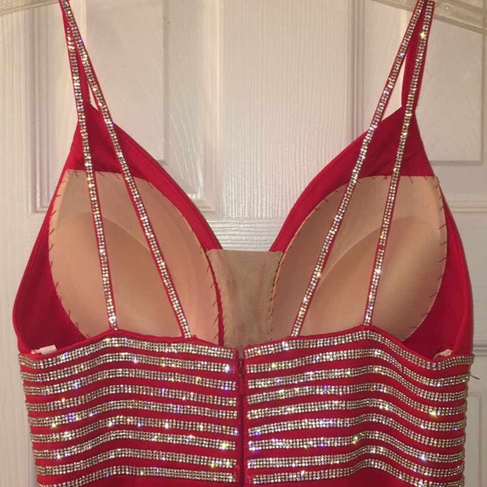 Prom dress - Picture 5 of 8